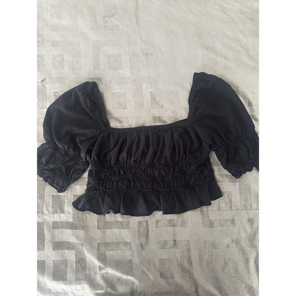 Urban Outfitters Shirt‎ Womens Large Black Smocked Puff Sleeve Crop Top Blouse